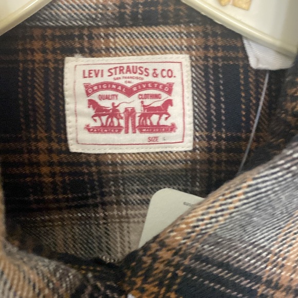 Levi's Women's Dylan Oversized Western Shirt NEW with Tags - Picture 5 of 7